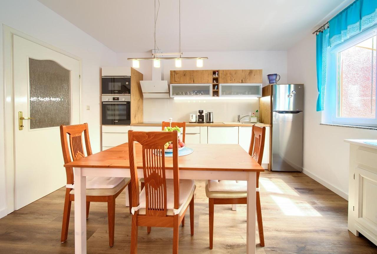 Apartman Bor Krk Krk Town Zewnętrze zdjęcie